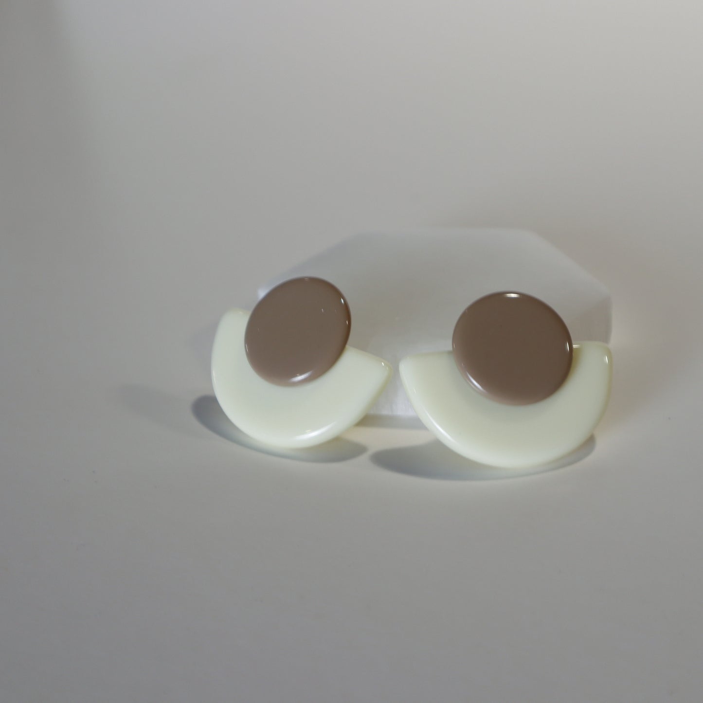 Deco Earrings - Off White