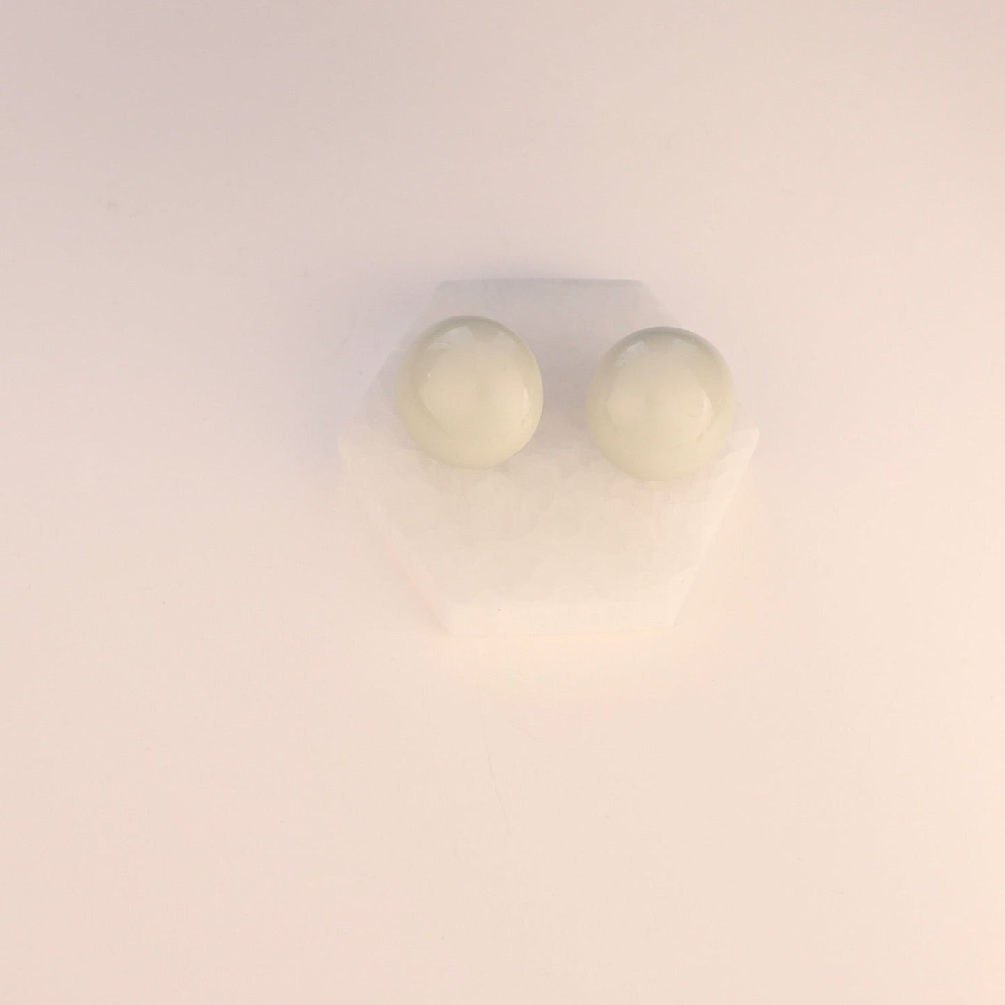 Maxi Button Earrings - Off-White