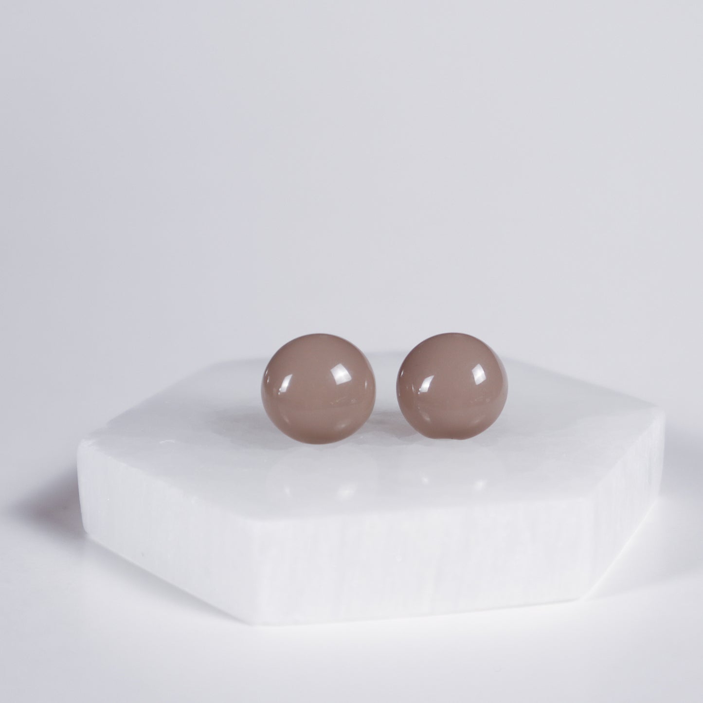 Mini Button Earrings - Oatmeal