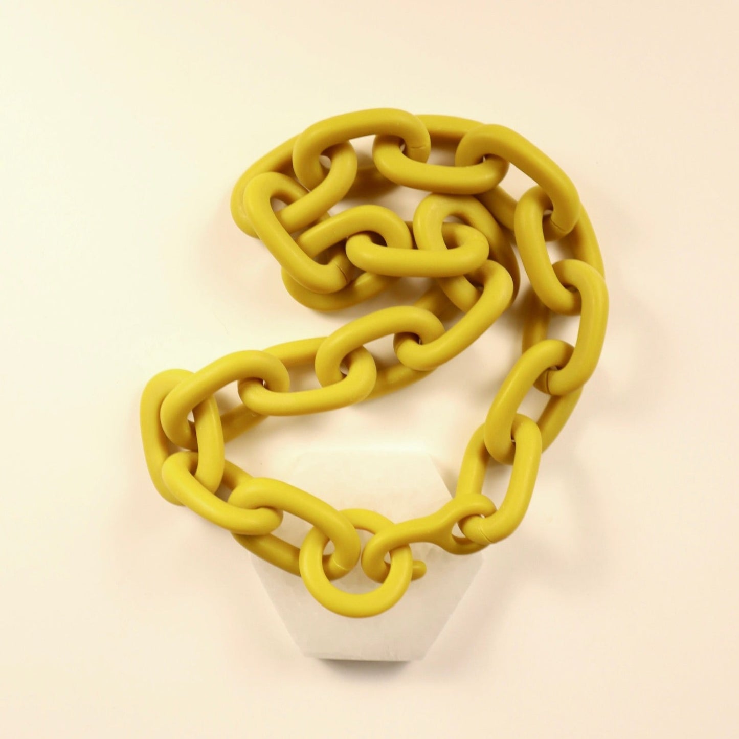 Medium Chain Resin Necklace - Mustard